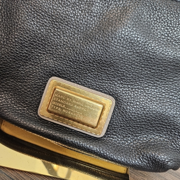 Marc Jacobs Pebbled leather Crossbody - Picture 2 of 10